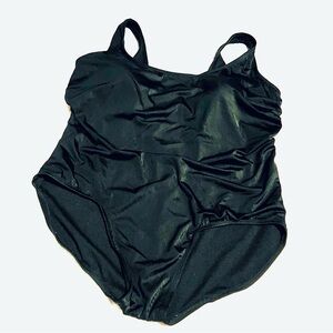 Catalina Sz 3X (22W-24W) Swimsuit Black One Piece Women’s